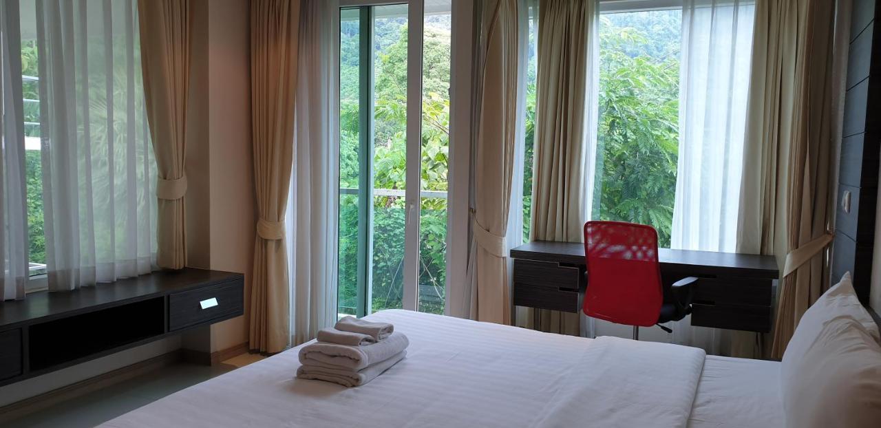 The Baycliff Residences Patong Exterior photo