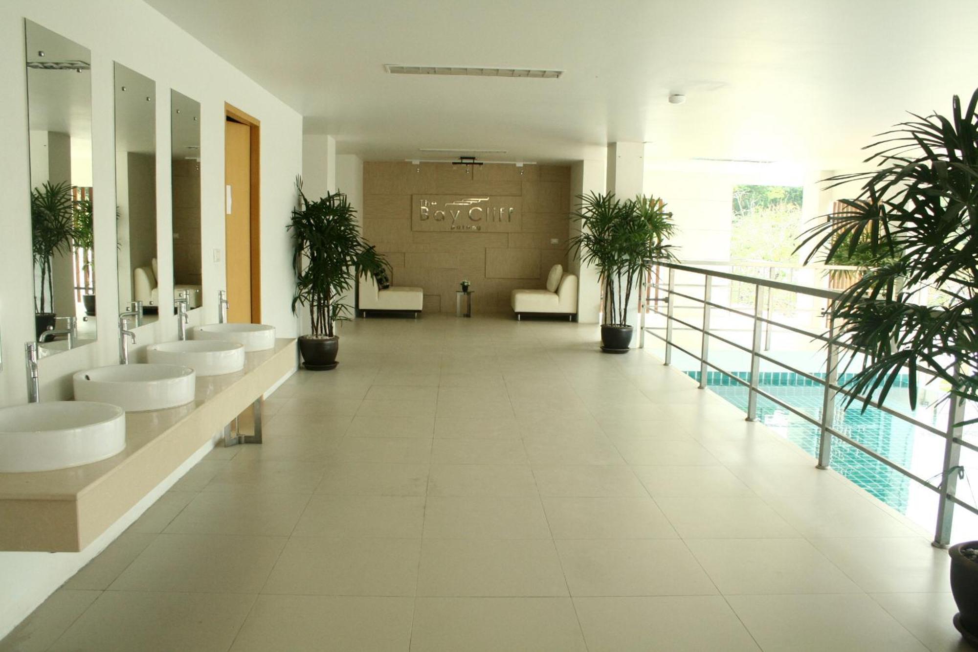 The Baycliff Residences Patong Exterior photo