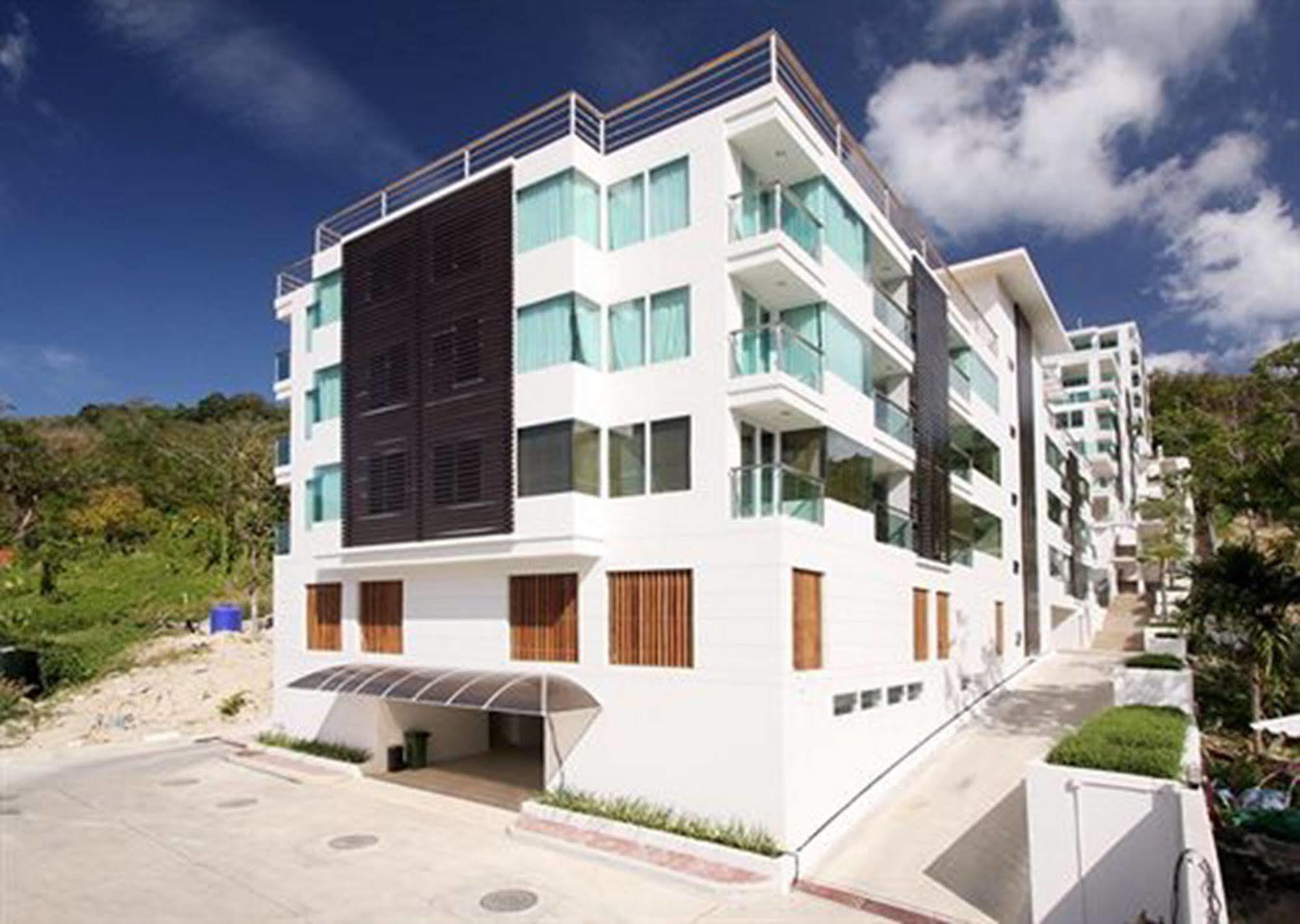 The Baycliff Residences Patong Exterior photo